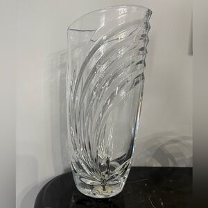 Lennox crystal vase (solid & heavy) 12” retail $289 usd